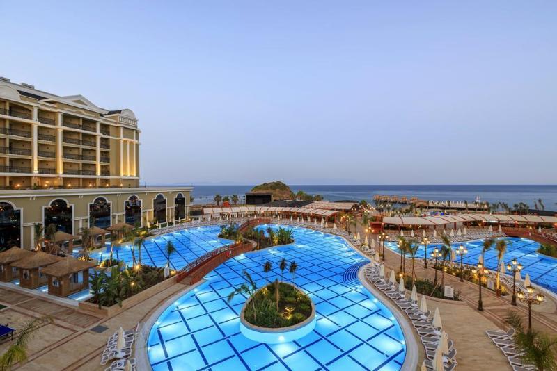 Sunis Efes Royal Palace Resort & Spa Özdere Exterior foto